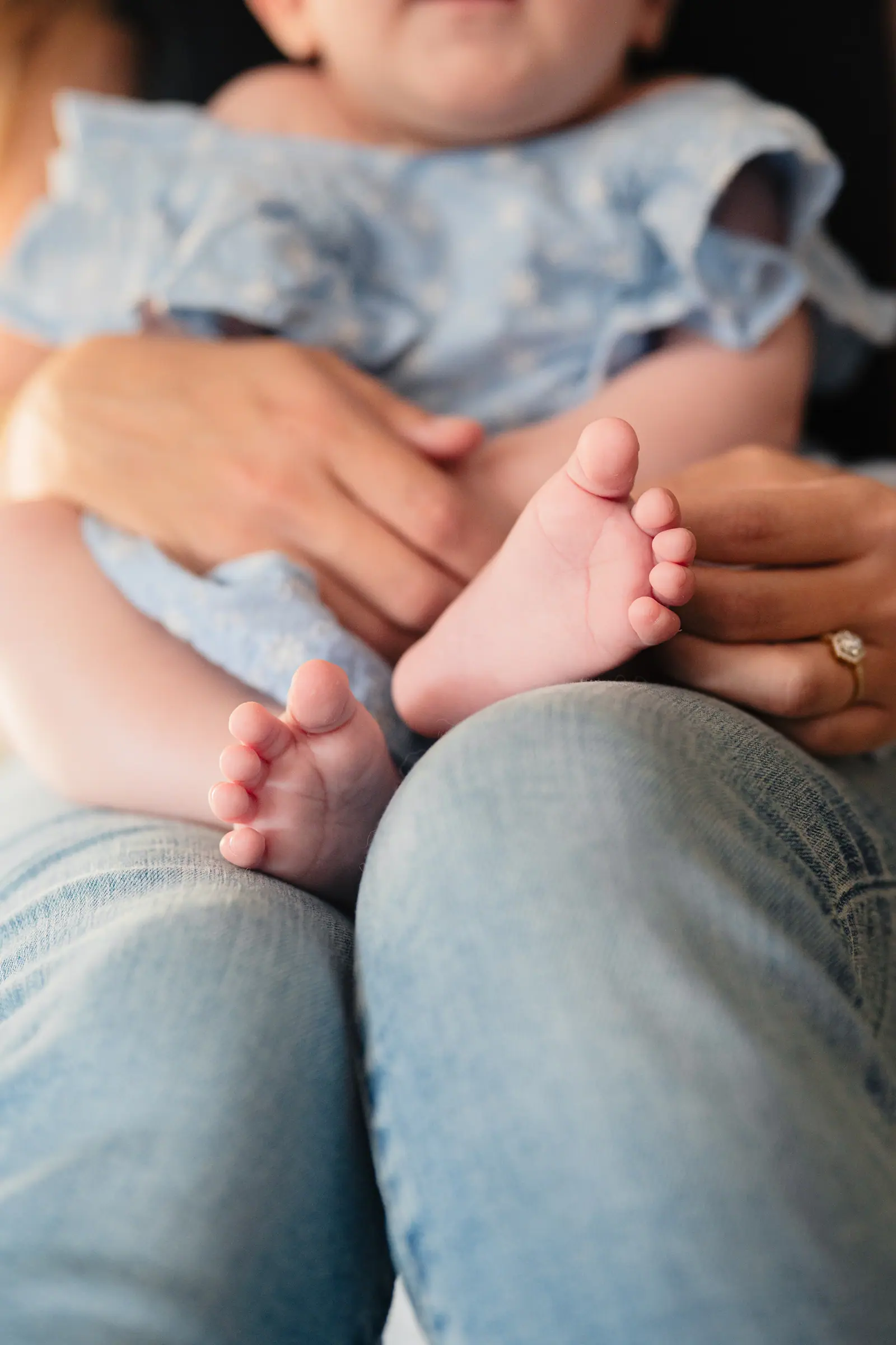 Family & Newborn, frame 6